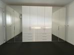 Kledingkast, zo goed als nieuw, 4 meter. overcompleet., Huis en Inrichting, Ophalen, Zo goed als nieuw, 200 cm of meer, Met hangruimte