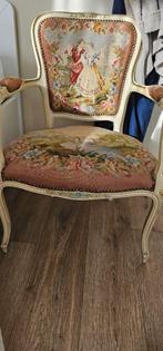 Antieke Stoel met Borduurwerk, Ophalen