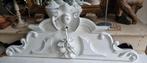 Antiek Frans houten ornament
84 cm lang, Ophalen