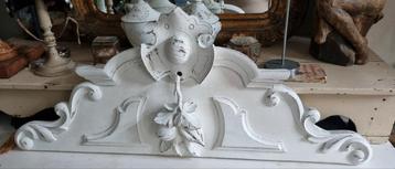 Antiek Frans houten ornament
84 cm lang beschikbaar voor biedingen