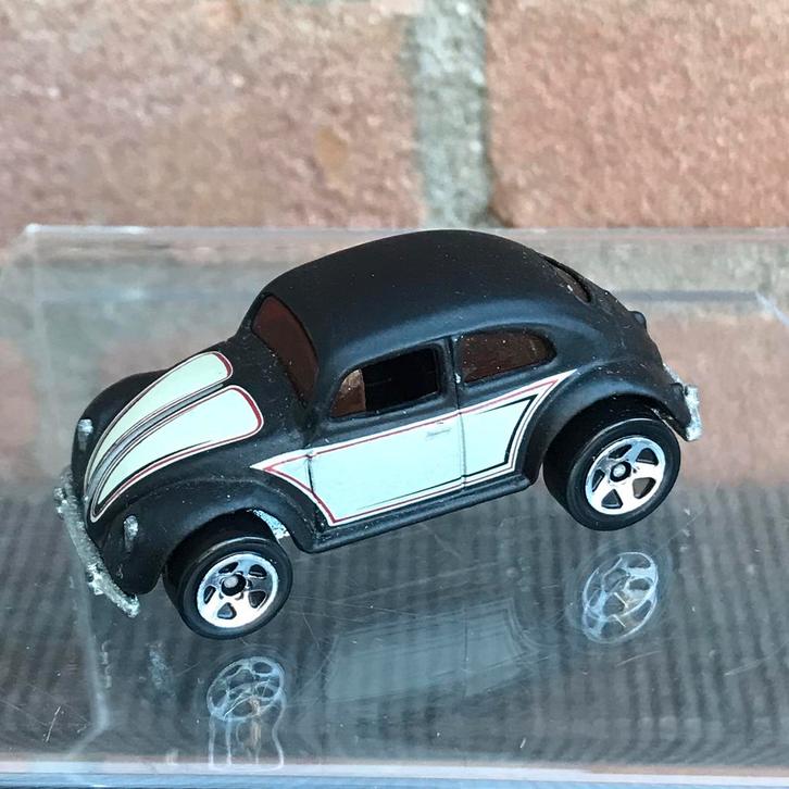 HOTWHEELS VW KEVER BUG, Hobby en Vrije tijd, Modelauto's | Overige schalen, Gebruikt, Auto, Ophalen of Verzenden
