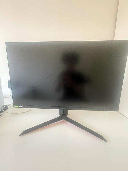 LG 27GN850 gaming monitor UltraGear met doos, Computers en Software, Monitoren, Zo goed als nieuw, 101 t/m 150 Hz, Gaming, Ingebouwde speakers
