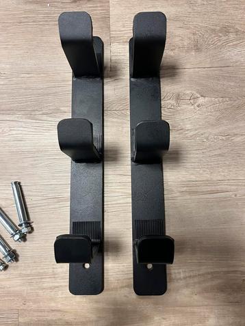 Barbell/fitness stangen wand opberg rek. Gun Rack en ophang beschikbaar voor biedingen