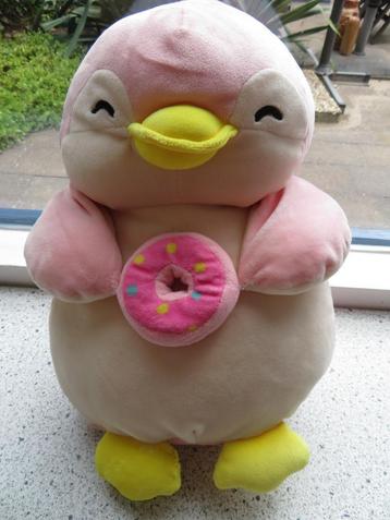 Pinguïn met roze donut merk Miniso meet ca 32 cm totaal beschikbaar voor biedingen