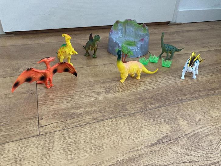 dinosaurus speelset, Kinderen en Baby's, Speelgoed | Actiefiguren, Zo goed als nieuw, Ophalen of Verzenden
