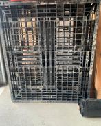 Gratis op te halen 2 kunstof pallets, Doe-het-zelf en Verbouw, Kratten en Dozen, Ophalen, Gebruikt, 100 cm of meer, 60 cm of meer