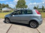 Fiat Punto 1.4 5DR 2006 Grijs, Auto's, Fiat, Voorwielaandrijving, Stof, 4 cilinders, 400 kg