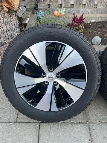 WINTERSET 18inch VOLVO XC40 NIEUW! beschikbaar voor biedingen