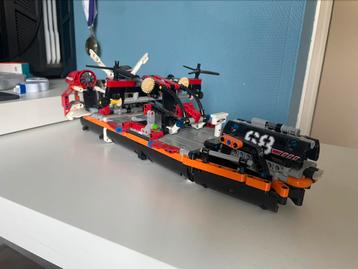 Lego Technic Hovercraft 2in1 42076 beschikbaar voor biedingen