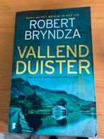 Robert Bryndza Vallend duister, Boeken, Ophalen, Zo goed als nieuw