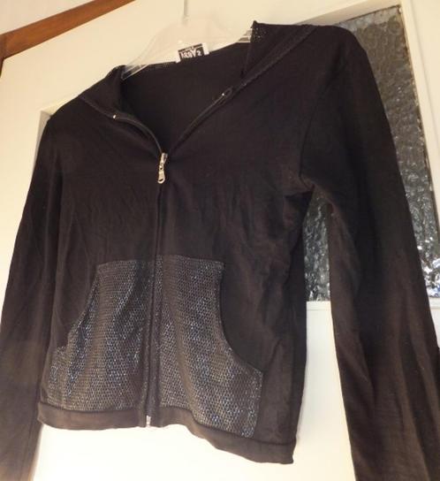 Nieuw! Stoer zwart apart vestje met capuchon maat s., Kleding | Dames, Truien en Vesten, Nieuw, Maat 36 (S), Zwart, Verzenden