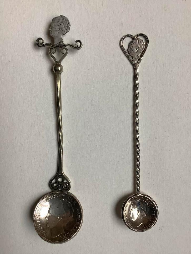 Zilveren lepeltjes van Wilhelmina munten, Verzamelen, Porselein, Kristal en Bestek, Ophalen of Verzenden