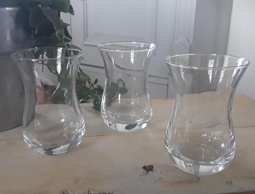 3 turkse theeglazen - theeglaasjes, Huis en Inrichting, Keuken | Servies, Zo goed als nieuw, Glas of Glazen, Overige stijlen, Glas