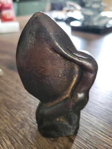  Bronzen Beeldje – Abstract, "head of stone" | 600 gram beschikbaar voor biedingen