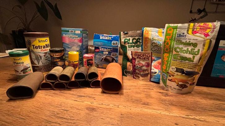 Aquarium accessoires, Dieren en Toebehoren, Vissen | Aquaria en Toebehoren, Gebruikt, Plant(en), Steen of Hout, Ophalen