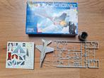 1:144 1/144 Revell F/A-18C Hornet, 1:144 tot 1:200, Gebruikt, Revell, Ophalen of Verzenden