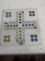 Spelletjes, knikkeren en mens erger je niet glas, Hobby en Vrije tijd, Gezelschapsspellen | Bordspellen, Drie of vier spelers