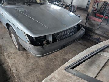 Saab 900 classic zalmneus bumper set. beschikbaar voor biedingen