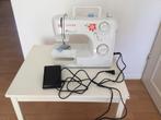Singer naaimachine, Hobby en Vrije tijd, Naaimachines en Toebehoren, Ophalen, Zo goed als nieuw, Singer