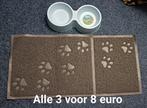 Voerbakje en 2 placemats, Dieren en Toebehoren, Ophalen, Nieuw