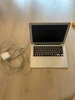 Macbook A1466 met oplader en tas, Computers en Software, Apple Macbooks, Ophalen of Verzenden, Zo goed als nieuw, 13 inch