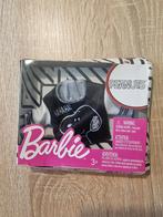 Barbie Peanuts Snoopy Outfit - Nieuw in Verpakking!, Ophalen of Verzenden, Nieuw, Barbie