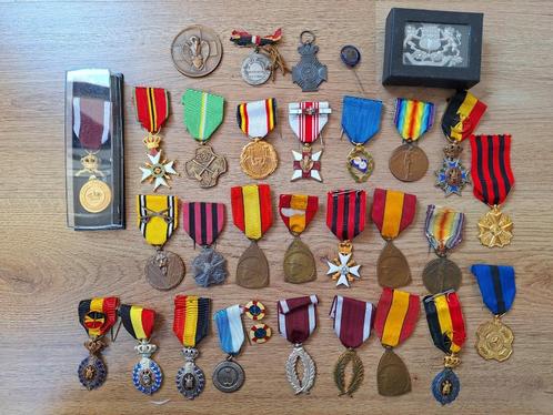 Lot van 33 Belgische Medailles, Onderscheidingen, Postzegels en Munten, Penningen en Medailles, Overige materialen, Buitenland
