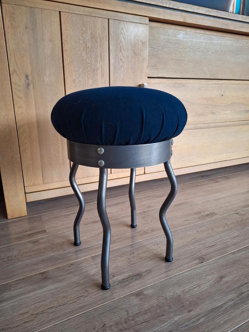 Vintage ikea kruk Uri, Huis en Inrichting, Krukjes, Zo goed als nieuw, Hout, Ophalen
