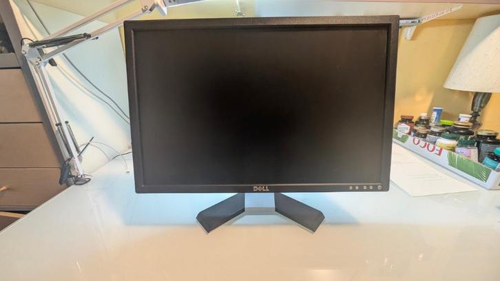 Dell monitor computerscherm 22 inch, Computers en Software, Monitoren, Zo goed als nieuw, 60 Hz of minder, DVI, VGA, Kantelbaar