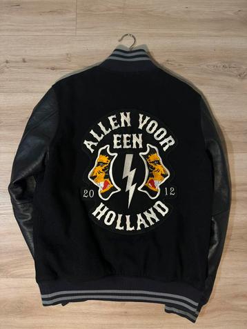 Nike A.V.E destroyer jas (Allen Voor Een) Large beschikbaar voor biedingen