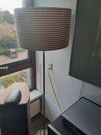 Stijlvolle vintage Staande Lamp, Huis en Inrichting, Lampen | Vloerlampen, Ophalen of Verzenden, Zo goed als nieuw, Metaal, Modern