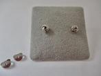 Zilveren Eeuwige Knoop oorbelletjes 4 mm. ø 925 zilver, Sieraden, Tassen en Uiterlijk, Oorbellen, Verzenden, Zo goed als nieuw