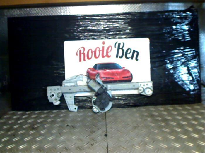 Ruitmechaniek 4Deurs links-voor van een Citroen C1, Auto-onderdelen, Ruiten en Toebehoren, Citroën, Gebruikt, 3 maanden garantie