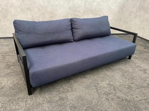Innovation Living Slaapbank – blauw/zwart, Huis en Inrichting, Slaapkamer | Slaapbanken, Zo goed als nieuw, Overige maten, 210 cm