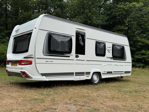 Fendt Bianco 515 SG – Luxe & Comfortabele Caravan, Caravans en Kamperen, Caravans, Particulier, tot en met 4, 1250 - 1500 kg, Rondzit