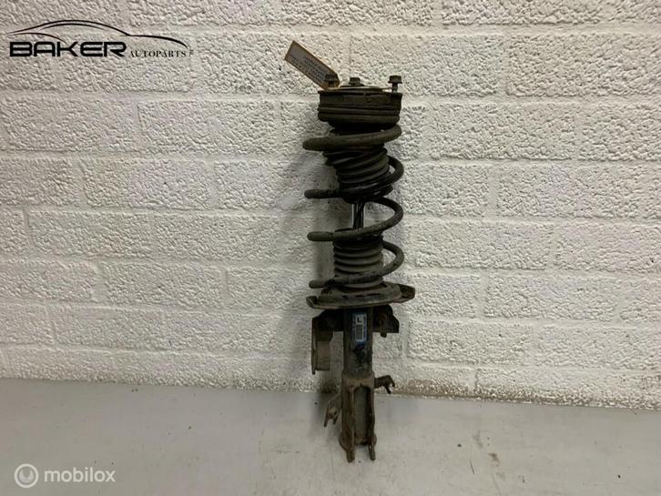 Veerpoot linksvoor Mazda 2 II ('07-'15) 2A21381, Auto-onderdelen, Ophanging en Onderstel, Mazda, Gebruikt, Ophalen of Verzenden