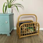 Stijlvolle vintage rotan bamboe lectuurbak krantenbak, Huis en Inrichting, Woonaccessoires | Krantenbakken en Lectuurbakken, Ophalen
