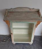Heel leuk en oud vitrine kastje. Opknapper?, Huis en Inrichting, Ophalen, Gebruikt, 50 tot 100 cm, Minder dan 100 cm