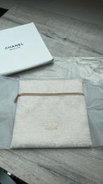 Chanel make-up tas, Sieraden, Tassen en Uiterlijk, Toilettassen, Nieuw, Beige, Ophalen of Verzenden, Heer of Dame