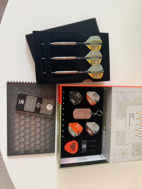 Target RVB Raymond van Barneveld Legacy Limited Edition 25g, Sport en Fitness, Darts, Nieuw, Pijlen, Ophalen of Verzenden