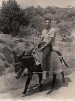 Man op Ezel Middellandse Zee gebied jaren 60-70, 1960 tot 1980, Gebruikt, Verzenden, Foto