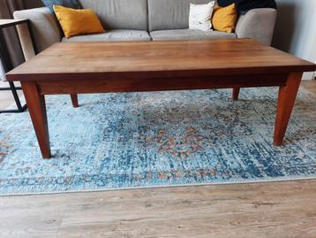 kersenhouten salontafel beschikbaar voor biedingen
