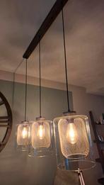 Te koop hanglamp met 3 glazen kappen en raster, Huis en Inrichting, Lampen | Hanglampen, Ophalen, Zo goed als nieuw, Glas, 75 cm of meer