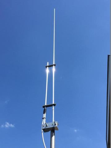 Fm radio antenne met 15 meter coax kabel en gratis stekker beschikbaar voor biedingen