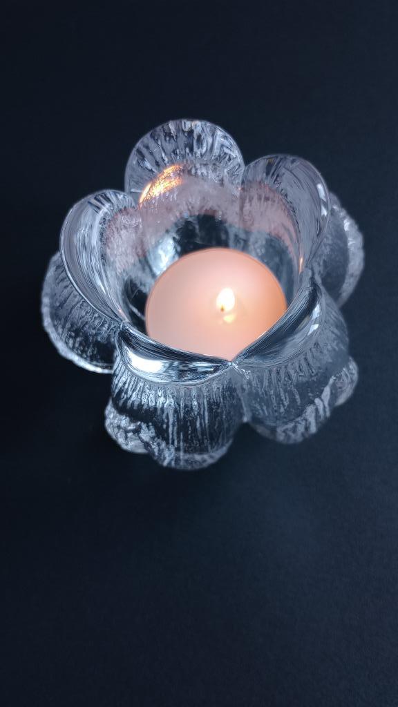 Kosta Boda Rosebud, rozenknop kristalglas waxinelichthouder, Antiek en Kunst, Antiek | Glas en Kristal, Ophalen of Verzenden