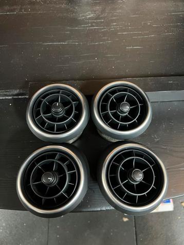 Audi A1 Dashboard ventilatoren set beschikbaar voor biedingen