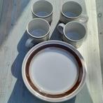 Arabia Pirtti 11 kop en schotels, 6 gebaksbordjes, Huis en Inrichting, Keuken | Servies, Gebruikt, Ophalen of Verzenden, Overige stijlen