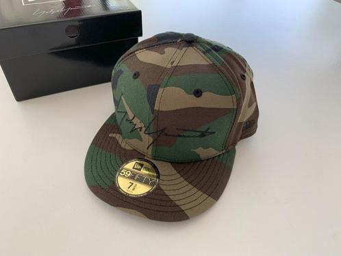 YOHJI YAMAMOTO x NEW ERA pet 7 3/8 (58.7cm) NIEUW EUR 325, Kleding | Heren, Hoeden en Petten, Nieuw, Pet, 58 of 59 cm (L, 7¼ of ⅜ inch)