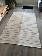 Kleed (tapijt), Huis en Inrichting, Stoffering | Tapijten en Kleden, Ophalen of Verzenden, Zo goed als nieuw, Rechthoekig, 200 cm of meer