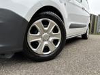 Ford Transit Courier 1.5 TDCI Trend NL-auto, navi, clima, Voorwielaandrijving, Euro 5, Stof, Zwart